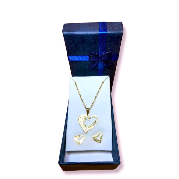 Love Mom Heart Jewelry set with Necklace and earrings - Picture 2 of 2